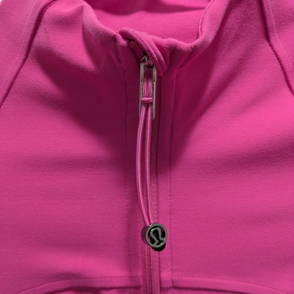 Lululemon Nulu Cropped Define Jacket - Picture 3 of 9